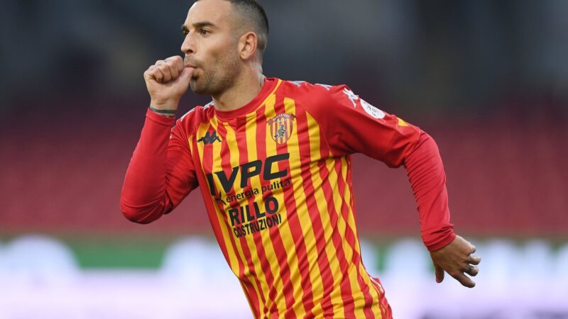 Milan, occhio al Benevento: vittoria a Udine per i sanniti