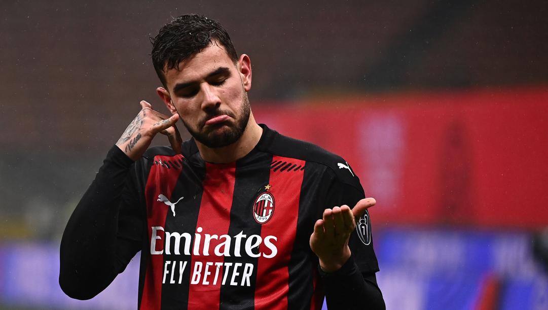 Theo trascina ma non basta, il Milan si rialza solo a metà: nel derby serve un’altra squadra