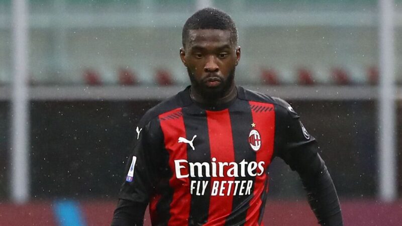 Calhanoglu e Tomori, le due facce del Milan: delusione e riscatto