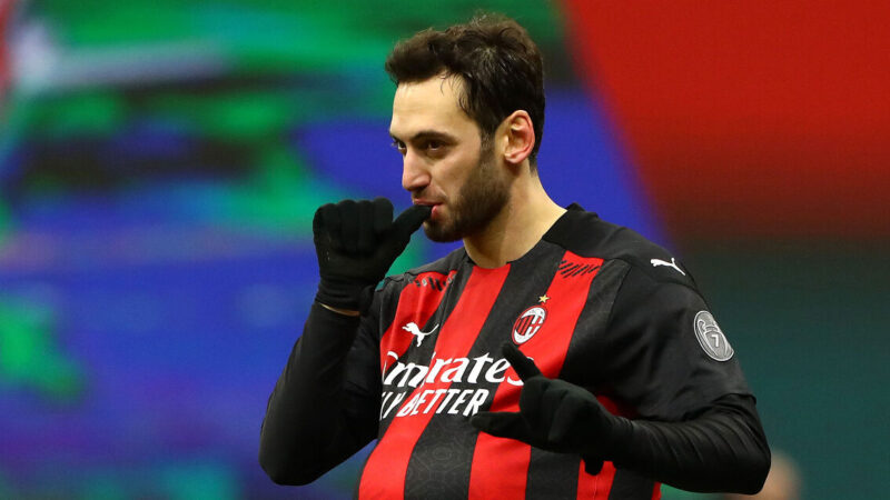 Calhanoglu, è ora di riprendersi il Milan