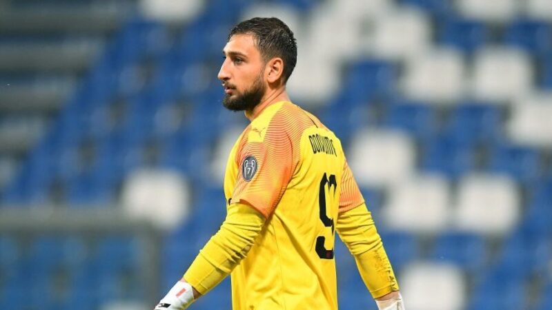 Pellegatti: “Il rinnovo di Ibra potrebbe convincere Donnarumma e Calhanoglu”
