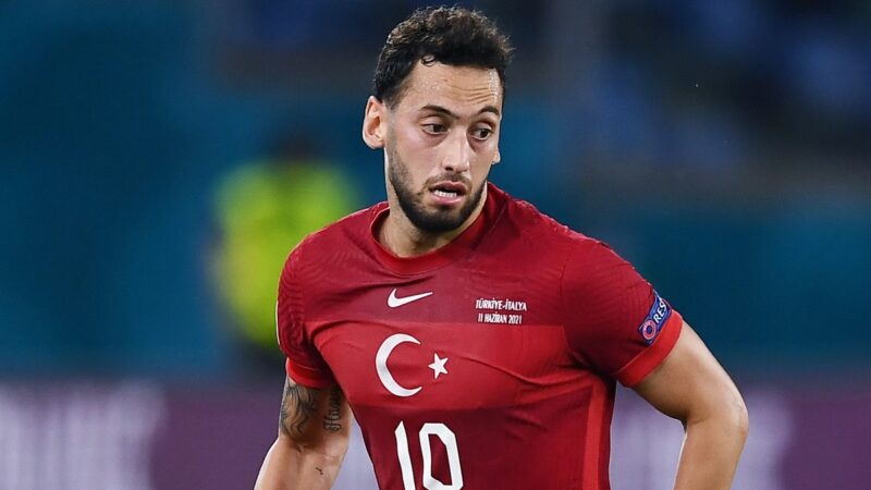 Baiocchini: “Calhanoglu potrebbe rivalutare l’offerta del Milan”