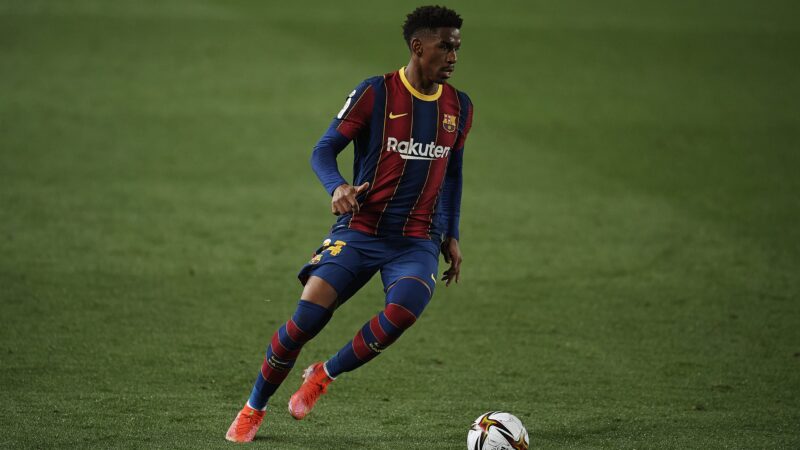 Milan, sfuma Firpo: futuro in Premier per il terzino