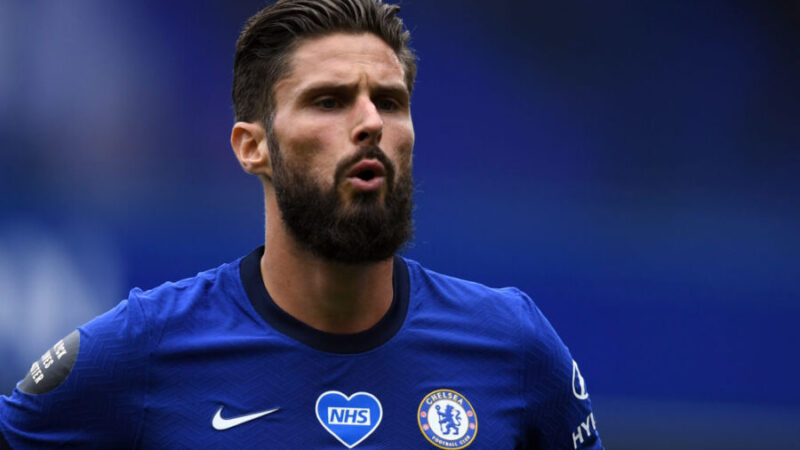 Giroud-Milan, contatti continui: il francese vuole solo i rossoneri
