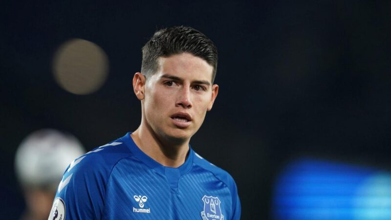 Milan, James Rodriguez è disposto ad abbassarsi lo stipendio