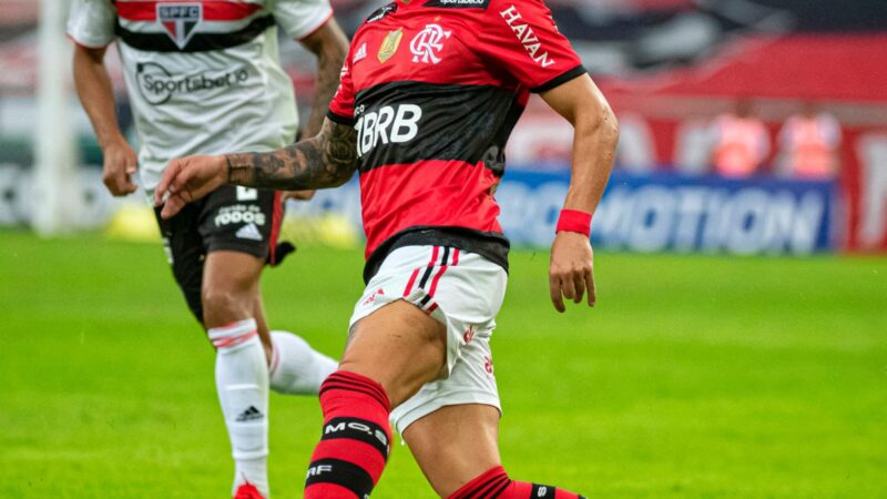 Milan, spunta il nome di un nuovo trequartista: De Arrascaeta del Flamengo