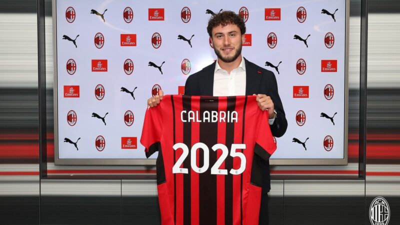 Calabria dopo il rinnovo: “Orgoglioso di far parte di questa famiglia. Forza Milan”