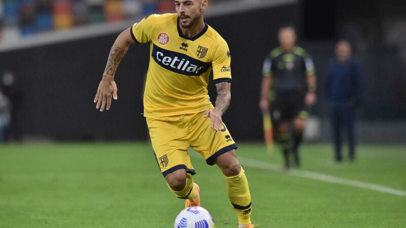 Sky: Milan, spunta Giuseppe Pezzella del Parma come vice-Theo
