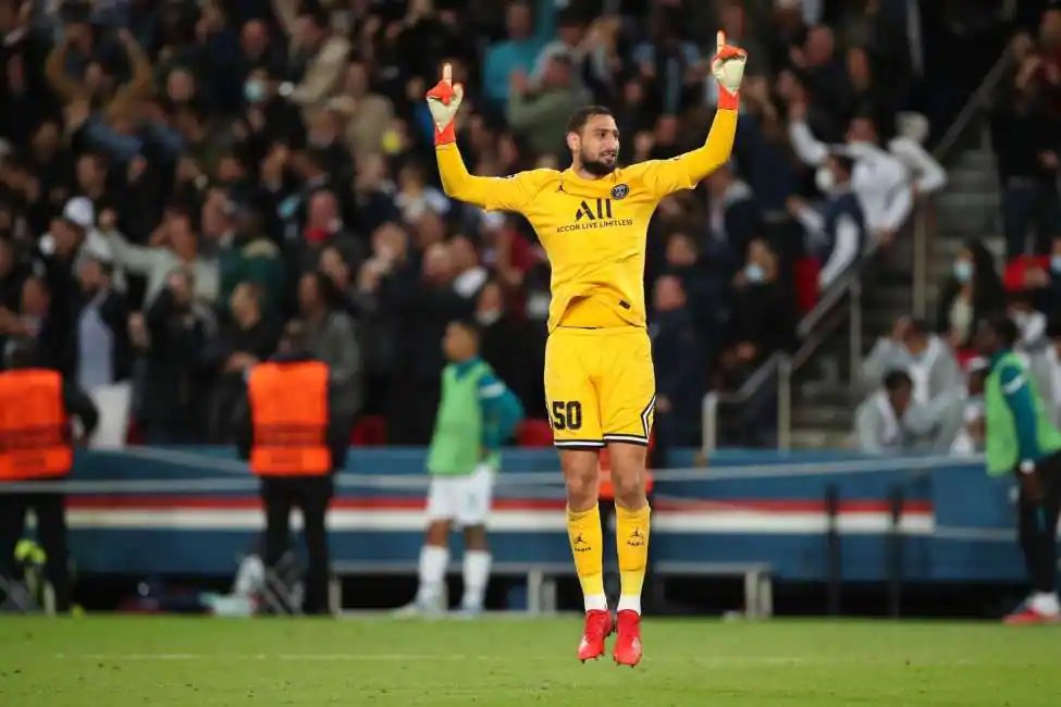 Donnarumma a Sky Sport: “Le critiche sul mio addio al Milan? Mi faccio una risata. Felice di essere qua”