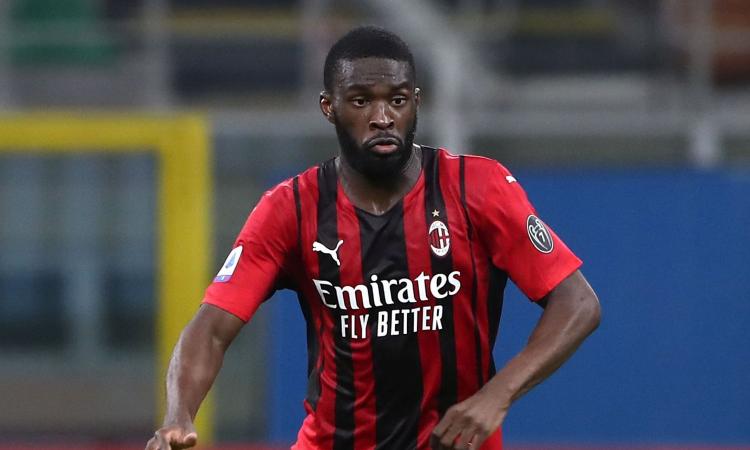 Milan, infortunio Tomori: tentativo di recupero per il derby